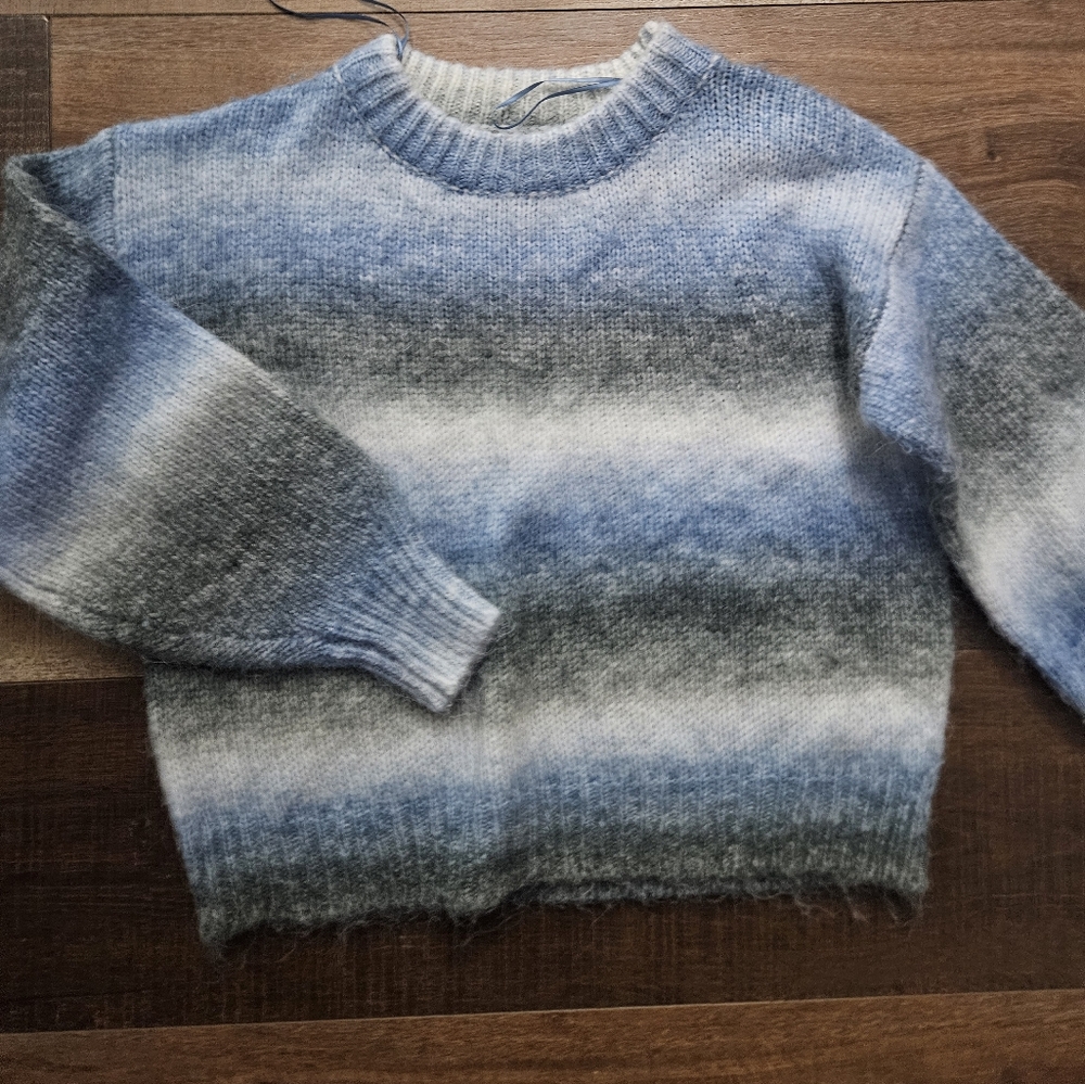 Elodie Blue and Gray Knit Sweater